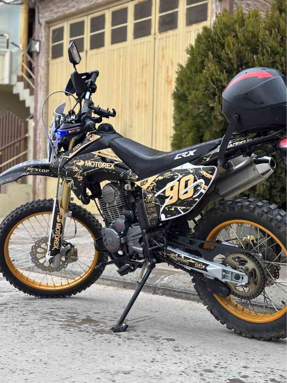 CRx -- 122 -- 300cc -- 2025

زۆر خاوێن تەنها ٦٠٠٠ رۆشتووە 
٧ مانگە  کاری پێ کراوە
مەنفێس و عقدی کرینی لەگەڵە 
بەشرتی مەکینەی نەکربێتەوە و کارەبی مەزبووت بێدەست کاری و هەموو شتێک 
شوختی پێوە نیە 
کامل لەزگەی عەسڵی بیلادی ppf بۆ گۆراوە 
کڵاو+ستاندی موبایل+لایتێکی سێچاویش هەدێیە
دوو سیوچی خۆشی لەگەڵە 
نرخی شی زۆر هەرزانە 
تەنها ٧٢٠$دۆلار 

لە سلێمانیە بۆ پەیوەندی
0776 681 3406
0750 745 2436
🔥😱 السليمانية, العراق
