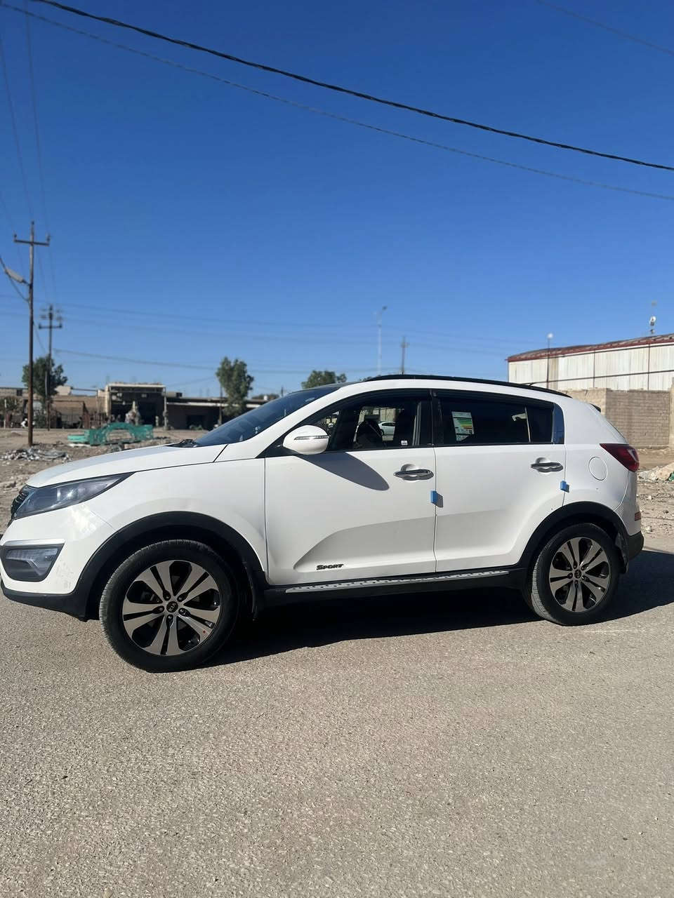 سلام عليكم سبورتج 2011 سياره مصبوغه حزام الشواصي ما بيهن شي بدون دواخل سياره حلوه مكفوله كير ومكينه وحداديه خير من الله سياره فول الموصفات من عده البصمه تحكم ستيرن مري شفط فتحه أربيل الجديد ورقم وبسمنه تريد وكاله تريد تحويل مباشر وسعر 110 فتحه مجال المكان بابل الشوملي 
رقم الهاتف 
***********
