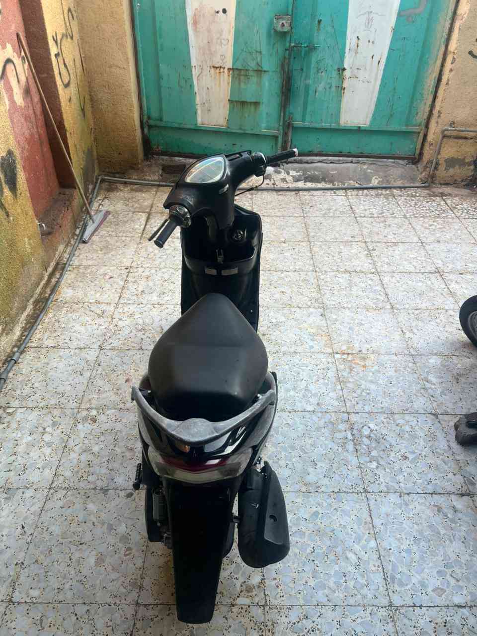 ماكس عدلة البيع 2005 كاملة سلف هندر كلها شغالة بيها نقص كعكة مال صالنصه فقط دراجة نضيفة ومختمة سعر 425 بيها مجال مكاني كربلاء حي العامل ***********
