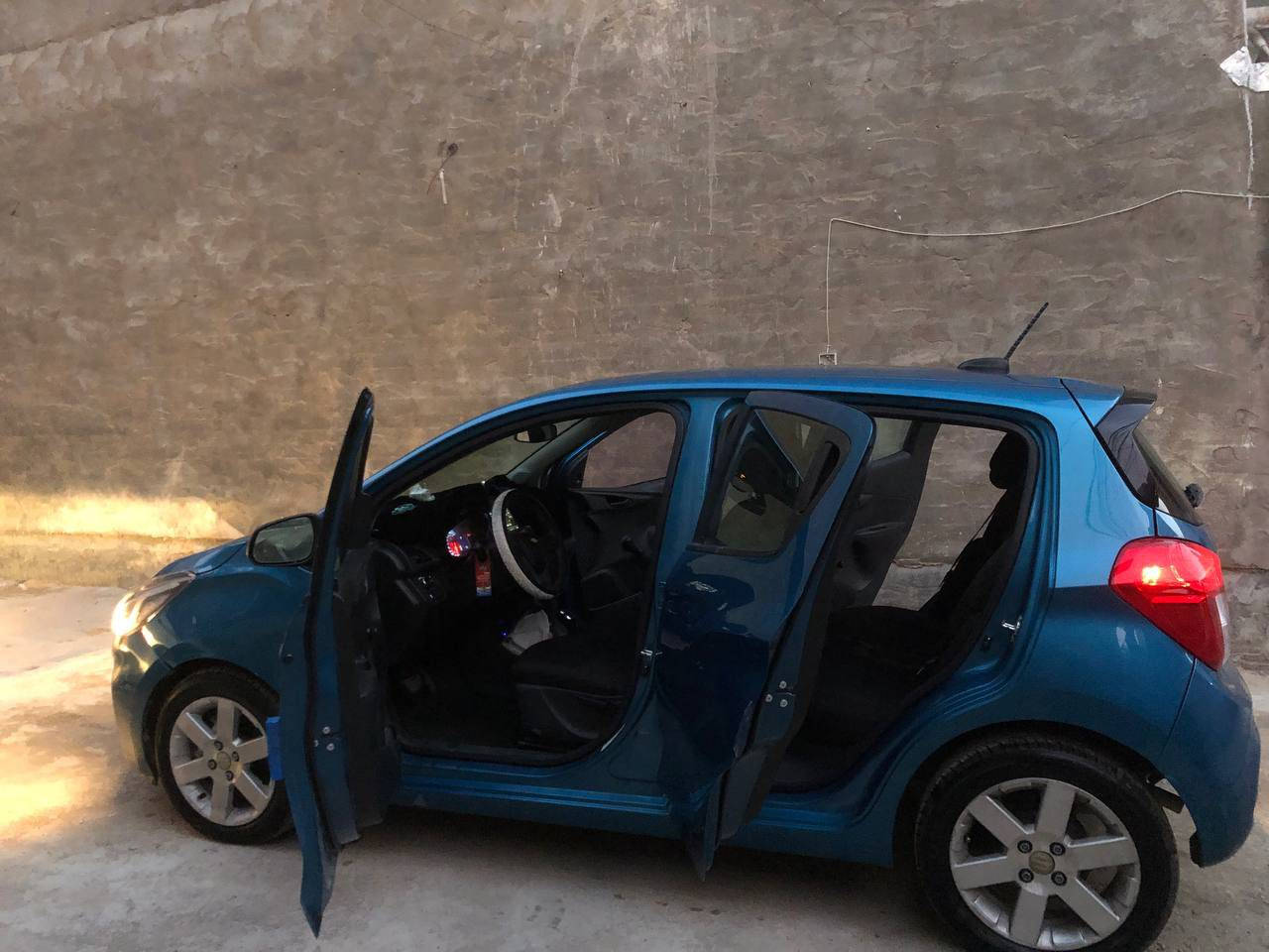 سيارةسبارك امريكي حادثها جاملغ خلفي فقط بالعافية على الي ياخذها قوية ونضيفة ابد ماواصلة مصلح ولا فد يوم موكفتني دهن وبانزين محسن .سنوية لل٢٧السيارة باسمنا ومحولتها الماني ويل كب وتايرات جديدة المحرك والكير حالتهم ممتازة الجام جوبي تبريدها شغال مكاني كربلاء
رقمها بغداد سعرها ٨٧وبيها مجال بسيط
***********
