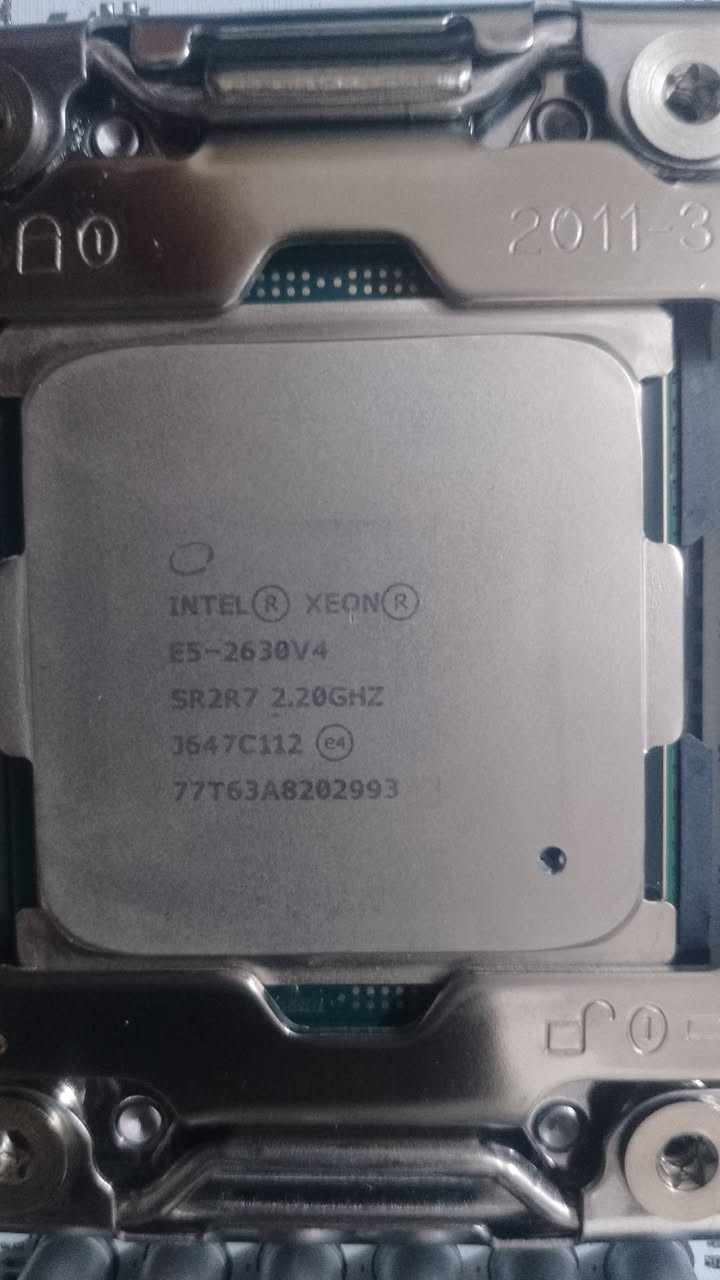 كومبو.مذربورد Qiyida X99H5 مع رام ddr4 16G تردد 2133
ومعالج E5 2630 V4
السعر 95 الف .
يتوفر توصيل لكل المحافظات


**إذا كنت صاحب هذا الإعلان وتريد حذفه لأي سبب، رجاءا أرسل رسالة إلى الدعم الفني**
