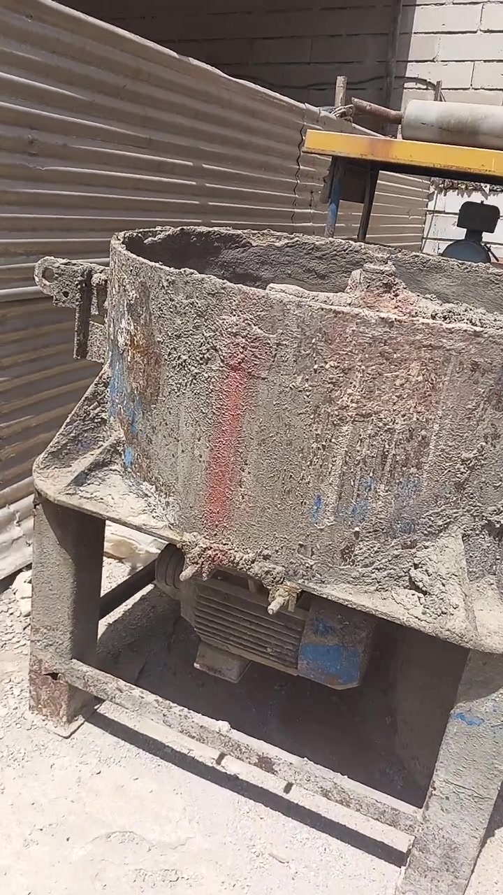 خباطة + خالعة قوالب مقرنص + مولدة كيا +هزاز ذو ماطور عدد ثنين
غير متواجد ع الفيس 
للإستفسار الاتصال على الرقم 
***********
