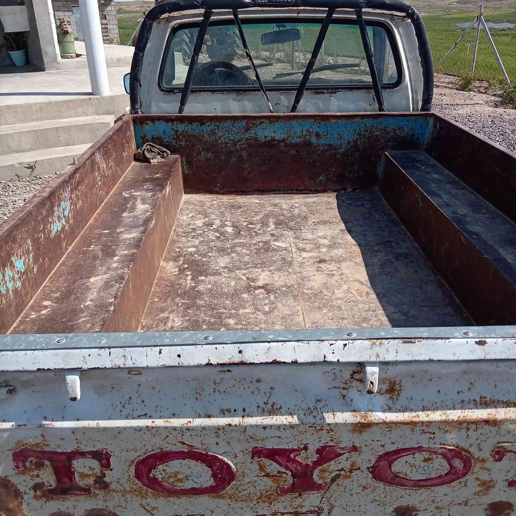 بيكم تويوتا 80 للبيع سنويه باسمي كربون بنزين رقم نينوى العنوان ديبكه السعر ٢٣ رقم الهاتف ***********
