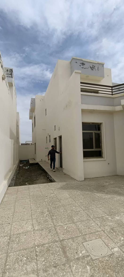 🏡 للبيع بيت طابق ونصف في مجمع الماسة السكني 🏡

فرصة مميزة للسكن في موقع ممتاز وخدمات متكاملة ✨

📍 الموقع: طريق فلوجة – بغداد الدولي
📍 مجاور جامعة السراج وعلى السريع مباشرة

📐 المساحة: 250 متر
🛏️ عدد الغرف: 3 غرف نوم
🛋️ البيت كامل مكمل – خدمات فول مفول
🚿 تشطيب جاهز للسكن وتصميم مريح
🚗 موقع ممتاز وسهل الوصول

💰 السعر: 160 مليون
🔹 قابل للتفاوض

🌟 مميزات المجمع:
✔️ مجمع متكامل كافة الخدمات
✔️ كهرباء وماء مستمرة
✔️ شوارع مبلطة وإنارة
✔️ أمن وحراسة
✔️ مناطق خضراء وخدمات يومية
✔️ قريب من الجامعات والطرق الرئيسية

📲 واتساب: ***********
📞 اتصال: ***********

📩 للاستفسار والمعلومات أكثر يرجى التواصل على الأرقام أعلاه

