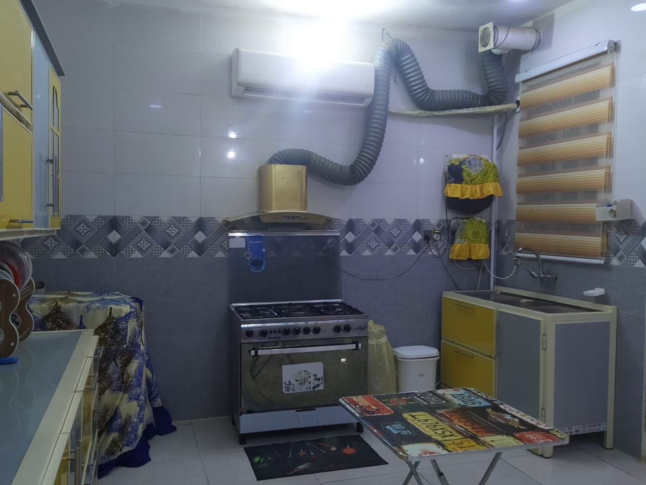 دار سكن للبيع 

العنوان / حي آور شارع السبيس 

المساحه / 150 م 

تفاصيل البناء/ طابقين مسلح 

ط١/ صاله استقبال غرفتين مطبخ صحيات 

ط٢/ صاله غرفتين مطبخ صحيات 

للمزيد من المعلومات يمكنكم التواصل معنا على الرقم التالي 

***********

***********
