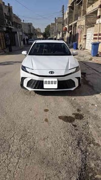 __كامري 2025 للبيع  __بلاك ادشن مواصفات SE السيارة تعتبر كلين كما موضح...