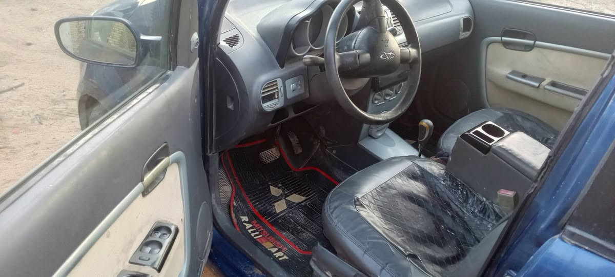 شيري A1. موديل 2010             رقم بغداد دولي سنويه لل 2027 راعيه موجود  يمي بالديوانيه اني مشتري من المالك مكينه كير تبريد كهربائيات مكفوله  السعر 30 ورقه الاتصال على الرقم *********** بي واتساب علما السياره موجوده بالديوانيه
