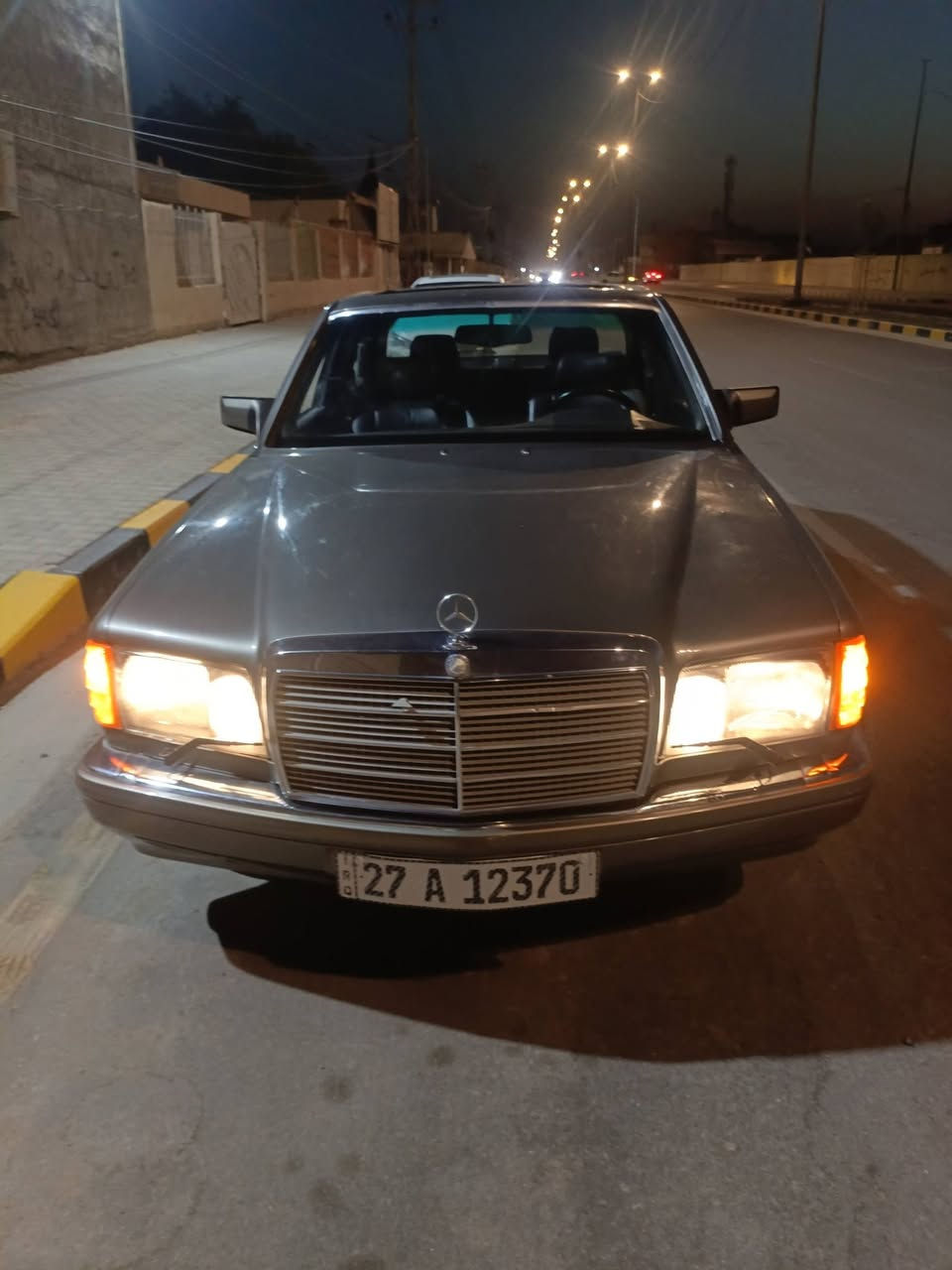 السلام عليكم مارسدس جانبو باب قصير محرك بلاد قبق اسود سلايد طكتين كشن كهرباء دبل مروحه دبل اريل اربعه جام كهرباء تبريد تدفئه تخم تاير جديد باتري جديد رقم ذي قار باسمي سنويه٣١ سياره متعوب عليه ٨٣ وبيه مجال ***********
