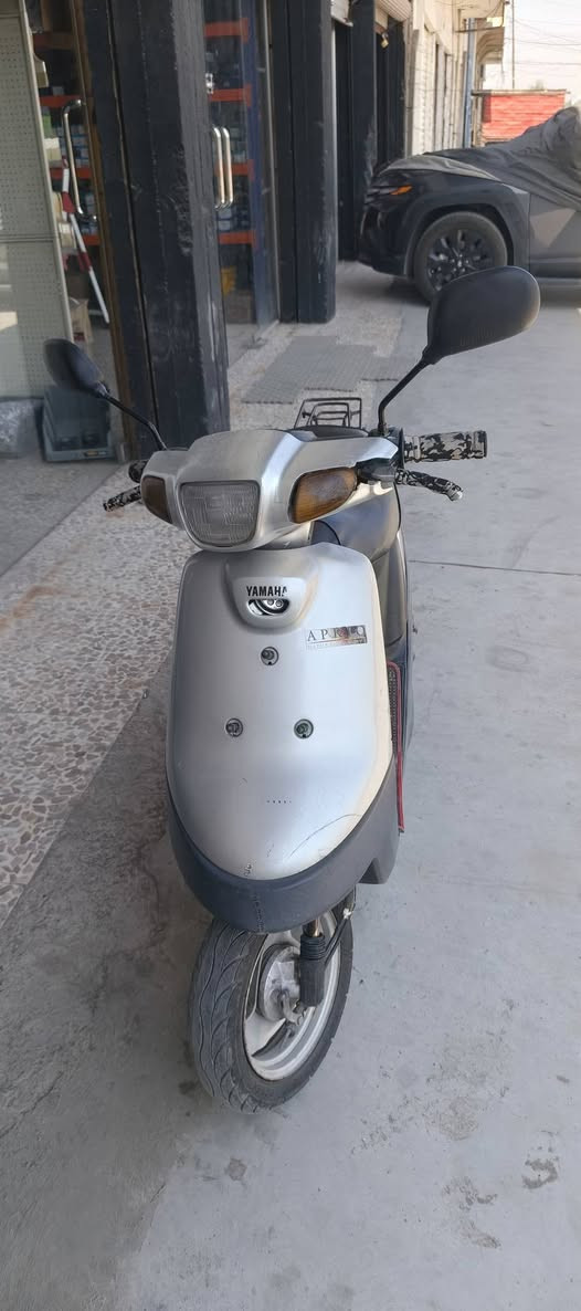 ماطور بوتين نضيف وشرط ما مفتوح مكينه نار سعره 400 مستعجل ع بيعته وتساب ***********
