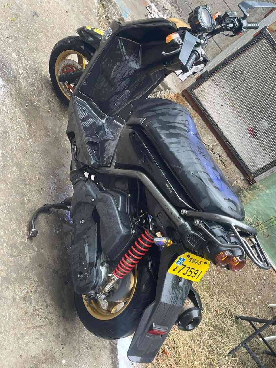 سلام عليكم دراجه سكنس جبلي 2014 صار شهر نازله من رمبه من صفاء الماجدي دراجه كفاله من البرغي للبرغي مكينه كفاله ناعمه متنسمع كفر ختم زوج كلجات رياضي اصلي مال تصفيخ أشاير شغال لايت زنون دشبول كله شغال كهربائيات كامله مرايات طياريه كفاله عامه تجي تاخذه من باب لبيت مكاني زعفرانيه *********** سعره واحد وميه وخمسين
