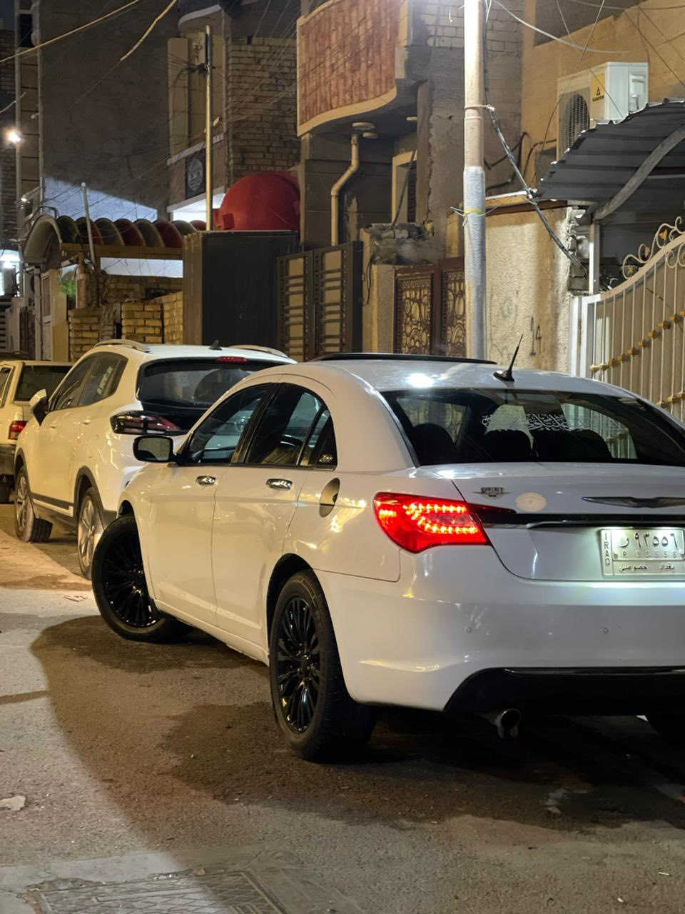 السلام عليكم السياره c200للبيع حادثه جاملغ خلفي وجاملغ امامي كير ومكينه خير من الله السياره احله من الصور  مكينه v6 فول عده بصمه مكاني بغداد البياع المو شراي لا يخابرني الاستفسار اتصل عله هذه الرقم   ***********
