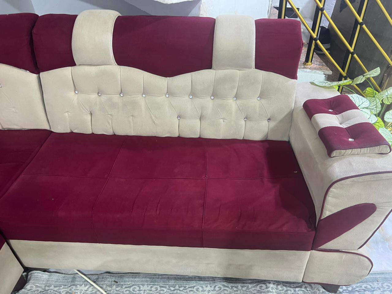 السلام عليكم طخم جلسه للبيع حلوات ونضيفات 7 قطع المكان البصره ابي الخصيب يوسفان وهذا رقمي *********** Singapore
