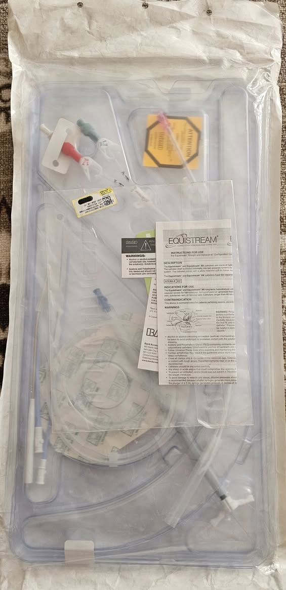 للبيع دبل لومن بارد و كوفيدن او ما يعرفن بجهاز غسل الكلى دائمي والثاني مؤقت ماخذهن المريضي بسعر 700 الف اليريدهن  نتوالم عليهن ايراسلني او يتصل على ***********
