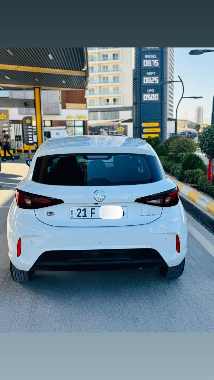 Mg 3
مۆدێل ٢٠٢٥
مواسەفەت ستاندارت
تەنها ٣٠ هەزار ڕۆشتوە
بێبۆیاخ یەک شوین ساردی بچوکی هەیە
گێرو مەکینەو تەبریدو کامل بەشرت
شوین سلێمانی
*********** السليمانية, العراق

