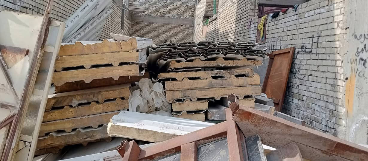 #للبيع
#سندويج #وحديد #وأبواب 
المكان النجف حي النداء شارع المكاتب 
نهايته ،،، كلمن وسعره 

رقم الهاتف 

‏‪***********‬‏
