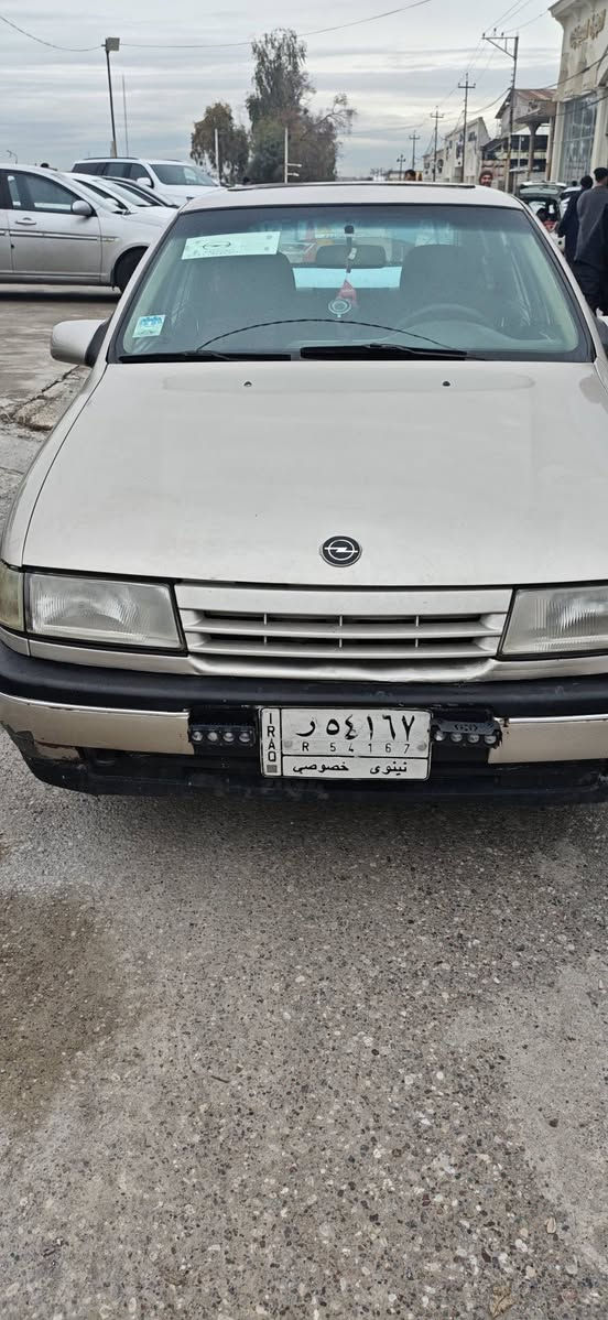 السلام عليكم اوبل فكتره كير توماتيك موديل 1990 سياره صبخ عام جماليه سياره حلوه ونظيفه محرك كير شرط  محرك 20 سعر 45 وبيه مجال بسيط رقم
***********
