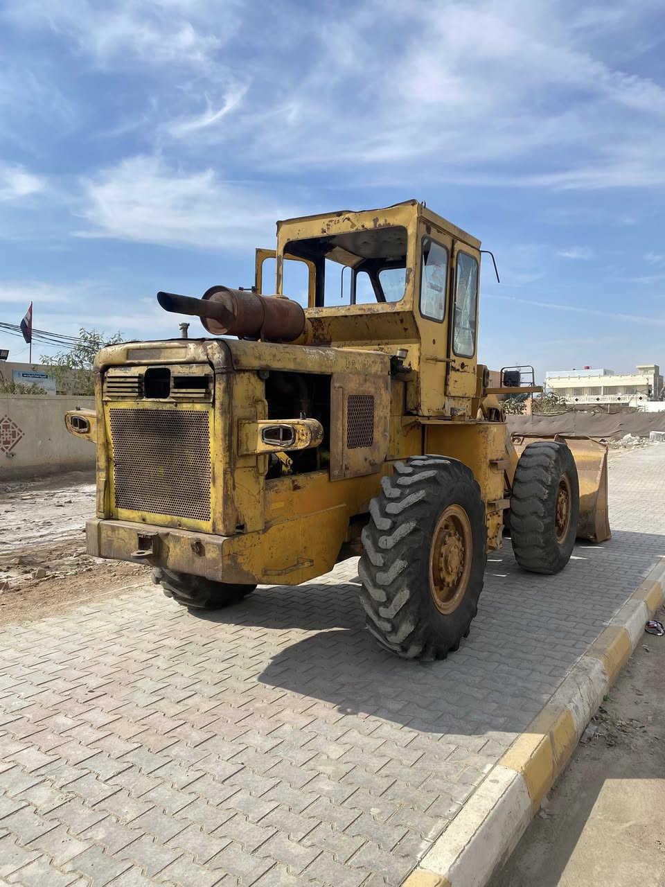 سلام عليكم شفل كاوسكي حجم 65 للبيع كير تركم اكسلات بلادي محرك عادي جاهز للعمل مكاني كوت للاستفسار اتصل ***********
