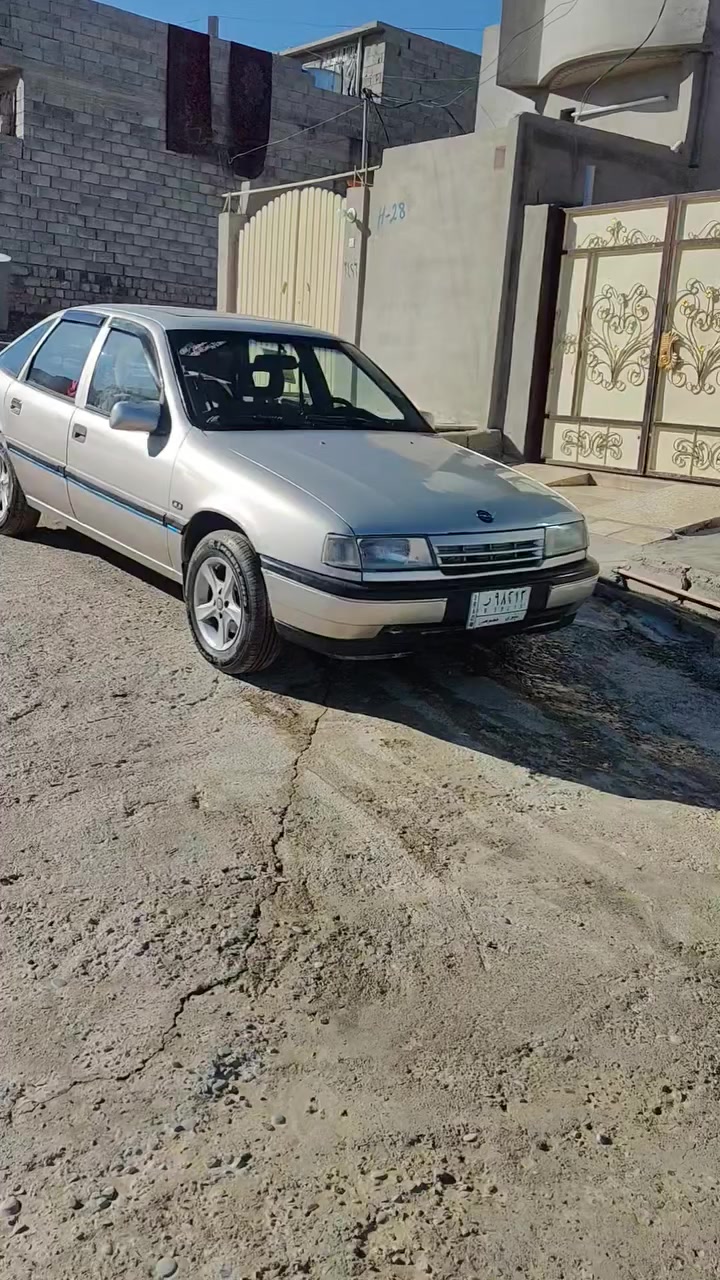 السلام عليكم اوبل فكتراه حجم 20بدون صبغ بس دواره ودسته السعر43 ***********
