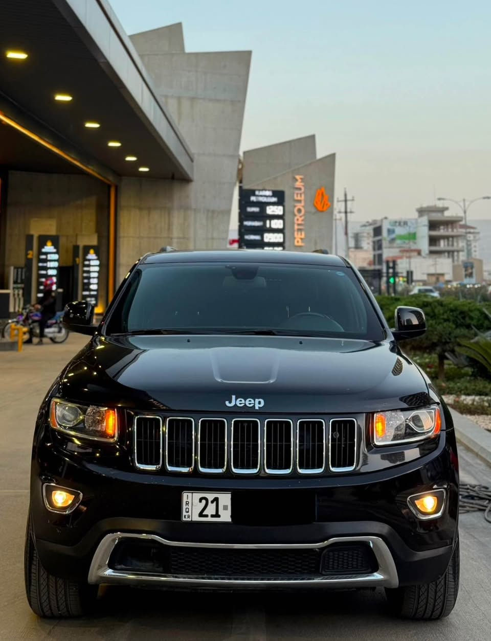 🔥 بۆ فرۆشتن و گۆڕینەوە 🔥
جێپ لەریدۆ مودێل ٢٠١٦ کلین تایتڵ دەبڵ ئەکسل 
سەیارەکە دەعامی بۆ دەعامی بێ بۆیاخ و بێ پارچە گۆڕین 
مواسەفاتی بەسمە - شاشە ئەلیکترۆنی - دەرگا بەسمە - لایت و بەگ لایت لید - تەحدید سورعە - سوکان ڤۆلێۆم - نیزامی ئیکۆ - شەفتی سەر سوکان - تەبرید مەرکەزی - ناو لید - لایت عەدەسە و بلاجکتۆر 
ڕەقەم و سەنەوی تازەیە 
شوێن سلێمانی 
0771 971 3015☎️ السليمانية, العراق
