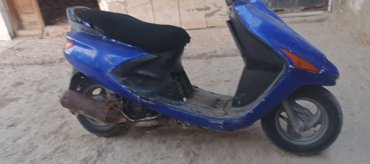 سلام عليكم دراجه فراشه للبيع شغاله نكره هندر كامله الاستفسار اتصل على ***********.      السعر 200 وبيه مجال
