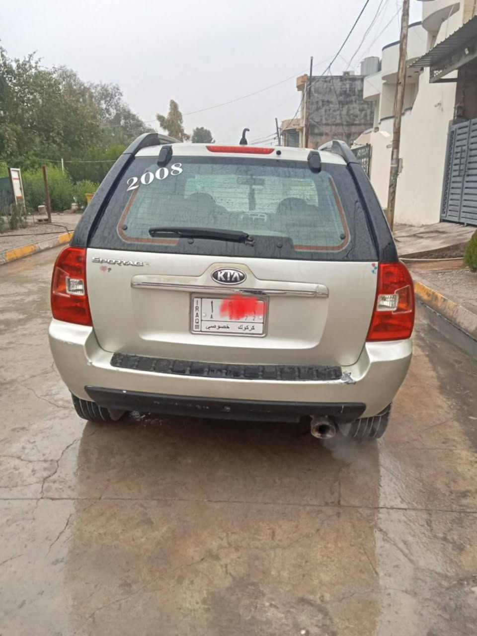للبيع كيا سبورتج 2008 محرك كير مابي عيب رقم كركوك ضررها  بيهه طخة خفيفة يم شاصي من يم  جهت السكن او صبغ احزام السعر 95 ورقة
للاستفسار اكثر اتصل ***********
مكاني كركوك.
