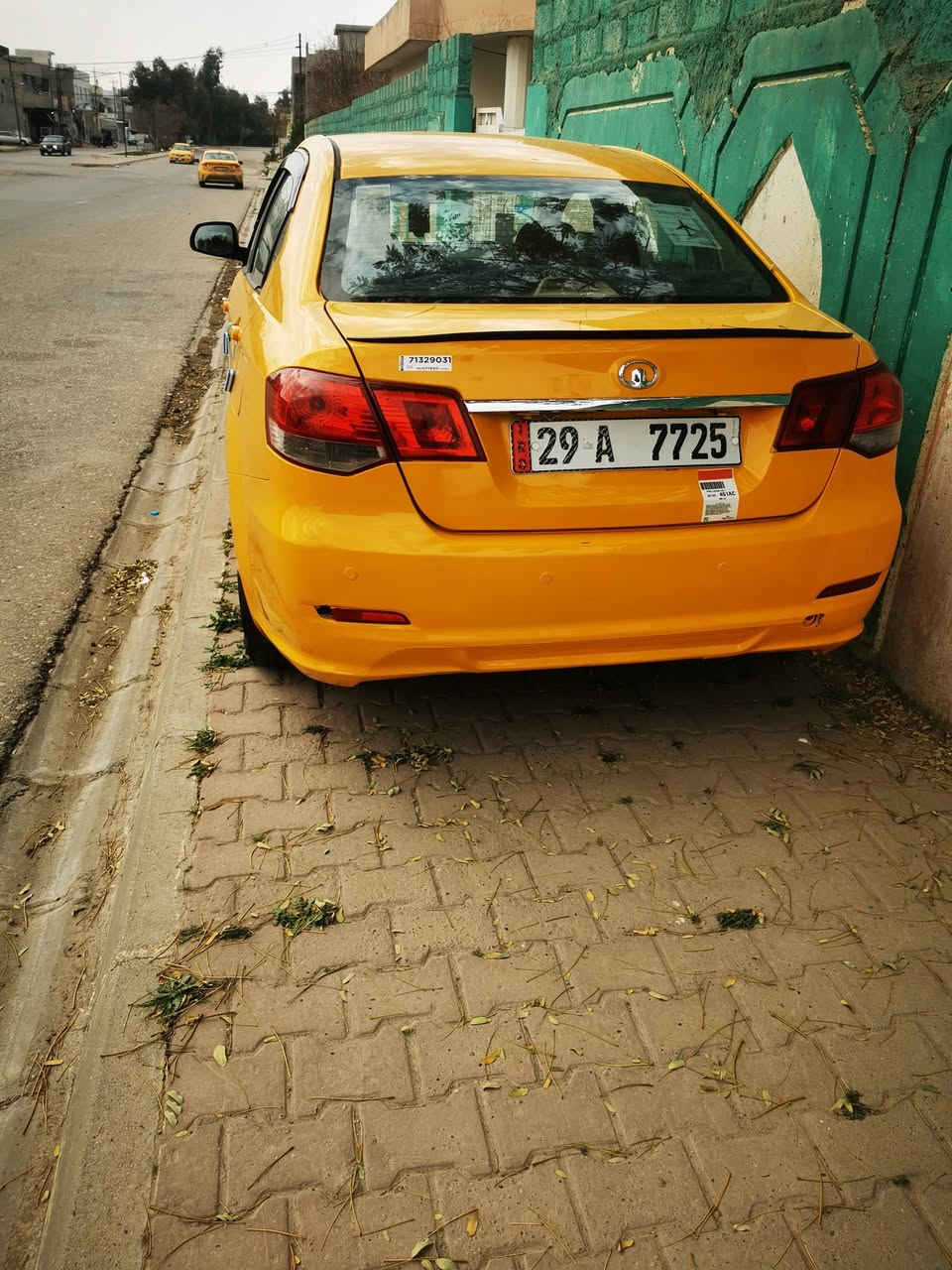 السلام عليكم كريت ويل موديل ٢٠١٣ سياره كفاله فقط تصفيه قليل أثر صبغ شراي خابر ***********
