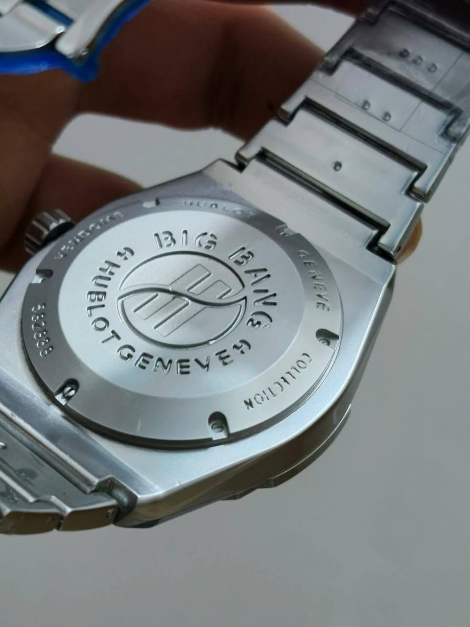 ساعة هوبلت السعر ب 18 الف مع التوصيل
الوزن ثقيل 

الظهر ختومات ليزرية حفر 

قفل فراشة

متوفر قطعتين فقط


**إذا كنت صاحب هذا الإعلان وتريد حذفه لأي سبب، رجاءا أرسل رسالة إلى الدعم الفني**