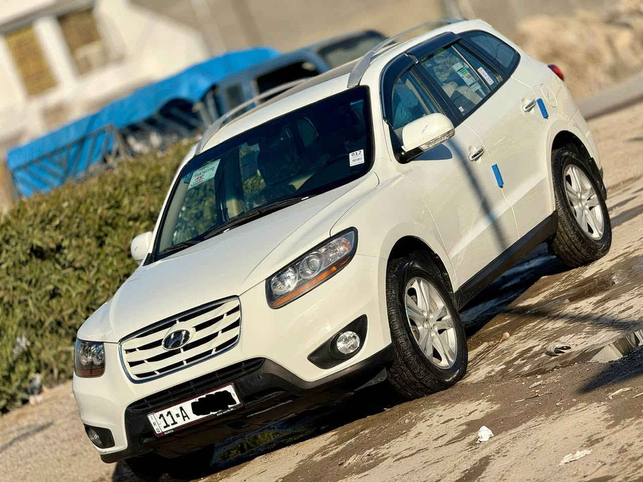 السلام عليكم ***********
سنتافي موديل 2011 خليجي فول مواصفات 1/1 6 سلندر 7 راكب 3 قطع تبريد بصمه فتحه سقف كشنات كهربائيه كأمره خلفيه ثلاجه بجكمجه فورويل مواصفاتها معروفه كير مكينه تخم تاير صدر كفاله مكينه ما مفتوحه رقم بغداد نكليزي بسمي كهربائيات كلها شغاله

سياره بيها سونار بلمنشور بدون دواخل اثر طخات جدا بصيطه وشخوط سياره بعدها ع وضع الشركه سعر ١٣٩ وبيها مجال مكاني بغداد شراي يتصل
