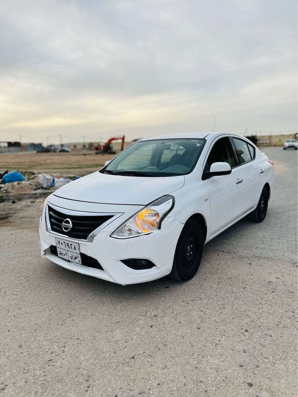 نيسان هنديه اصل  موديل 2022
يدات نيكل -سبايدر-اي بي س كفاله عامه جديده ماشيه 70فقط 
السعر 109وبيها مجال ***********
______________
*********** النجف, العراق
