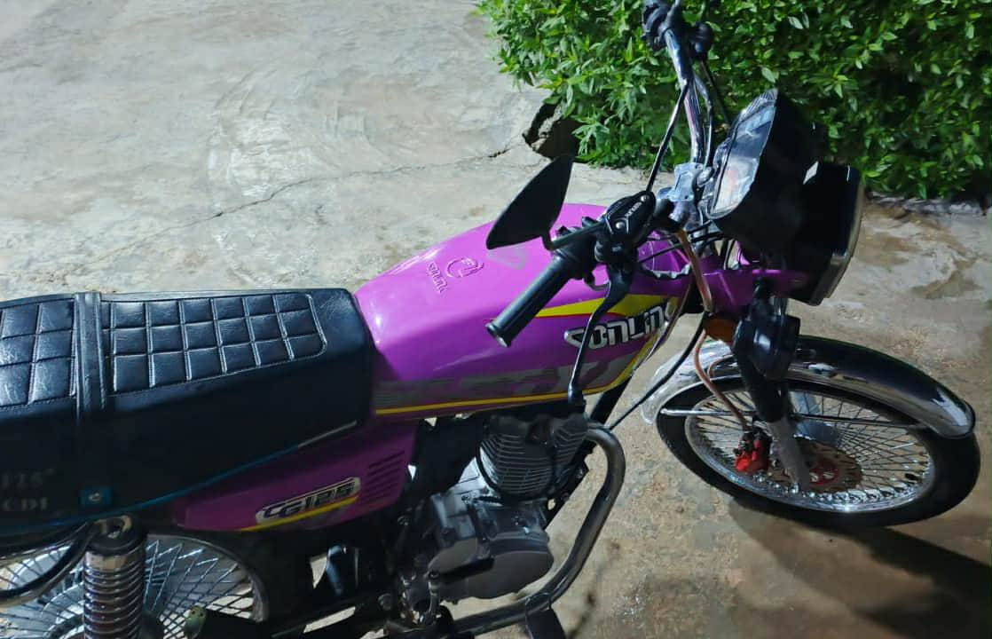 سلام عليكم يراني موديل(2025) )4 كير )سعر  700 بيه مجال مكاني بغداد حي نصر ‏(‪***********‬‏)
