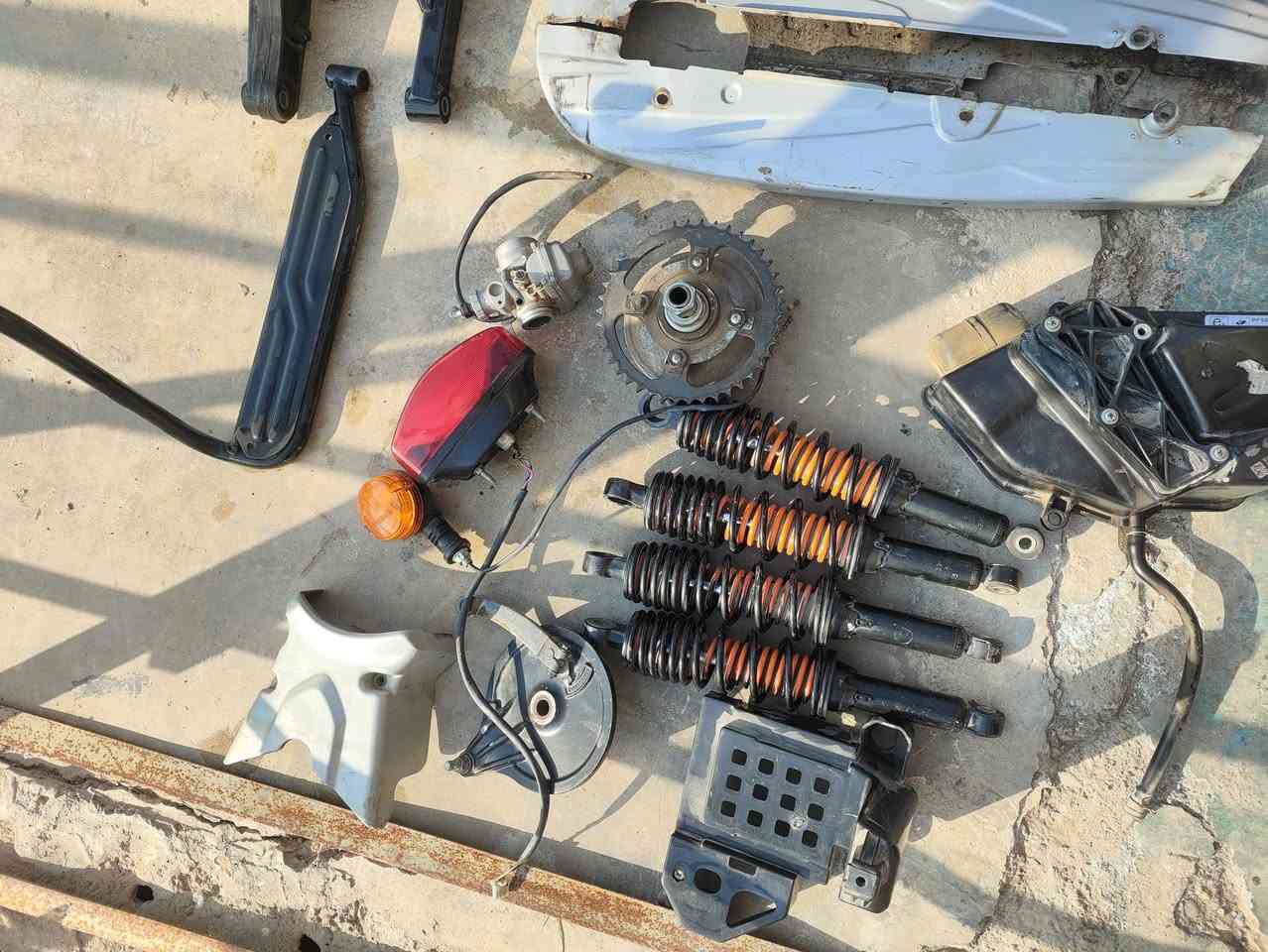 غراض بوكسر مشكل كل حاجه وسعرهه مو تكلي شعدك غراض انته تريد حاجه كلي اكلك موجود او لا وشكرا رقمي *********** مكاني بعقوبة قريت عداي مجاور المجمع الصناعي معارض ال حديد ديالى
