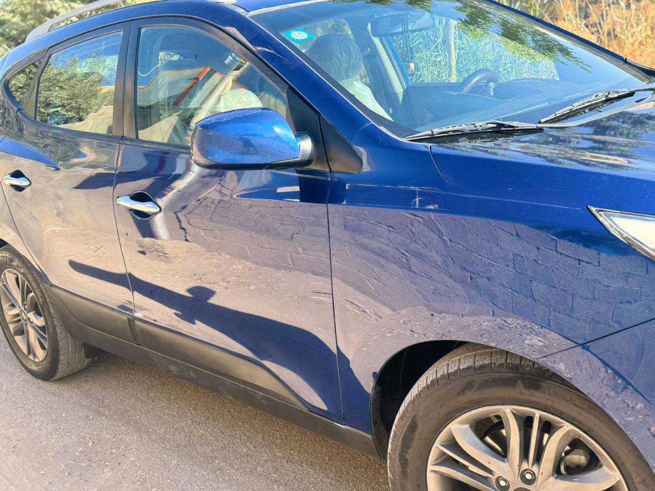 سيارة توكسان ٢٠١٥ كلين اللون ازرق قطعتين تبريد سنوية ٢٠٢٩ محرك ٢٤٠٠ تحتوي منظومة غاز ⛽️ يعني انسى الدوانز 
العنوان ديالى / جديدة الشط 