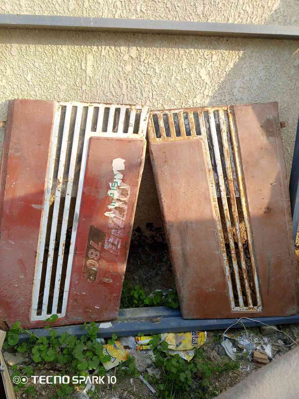 فيات للبيع
780
بس بخار ولباقي كفالة 
مكاني نجف حيدريه 
***********
