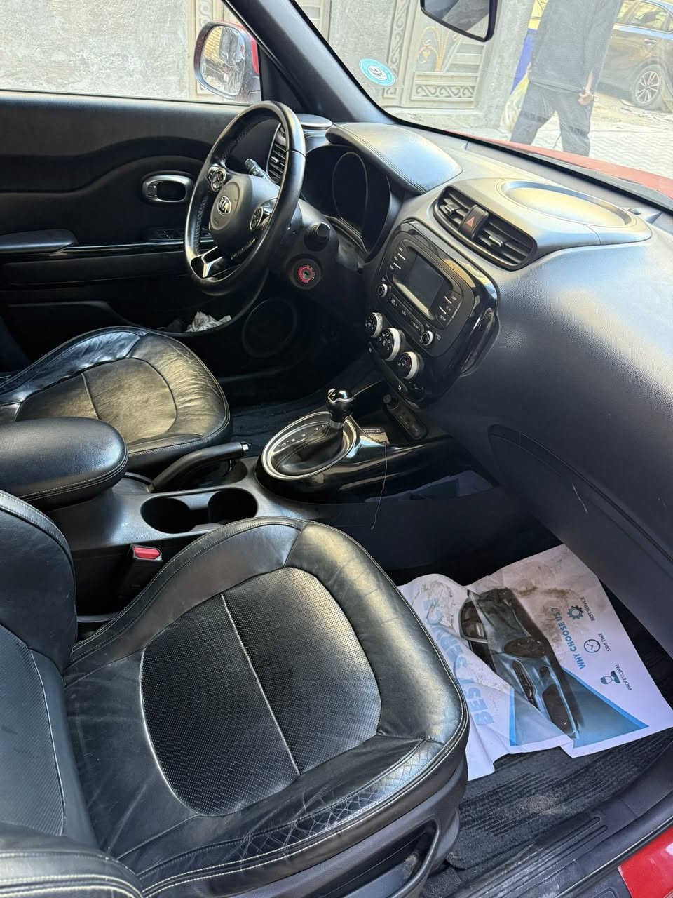 سلام عليكم 
للبيع 
موديل 2015 
محرك 1600
جلد 
‏بانوراما  
سونر بل صور 
عنوان بغداد 
سعر 107
موبايل ***********
