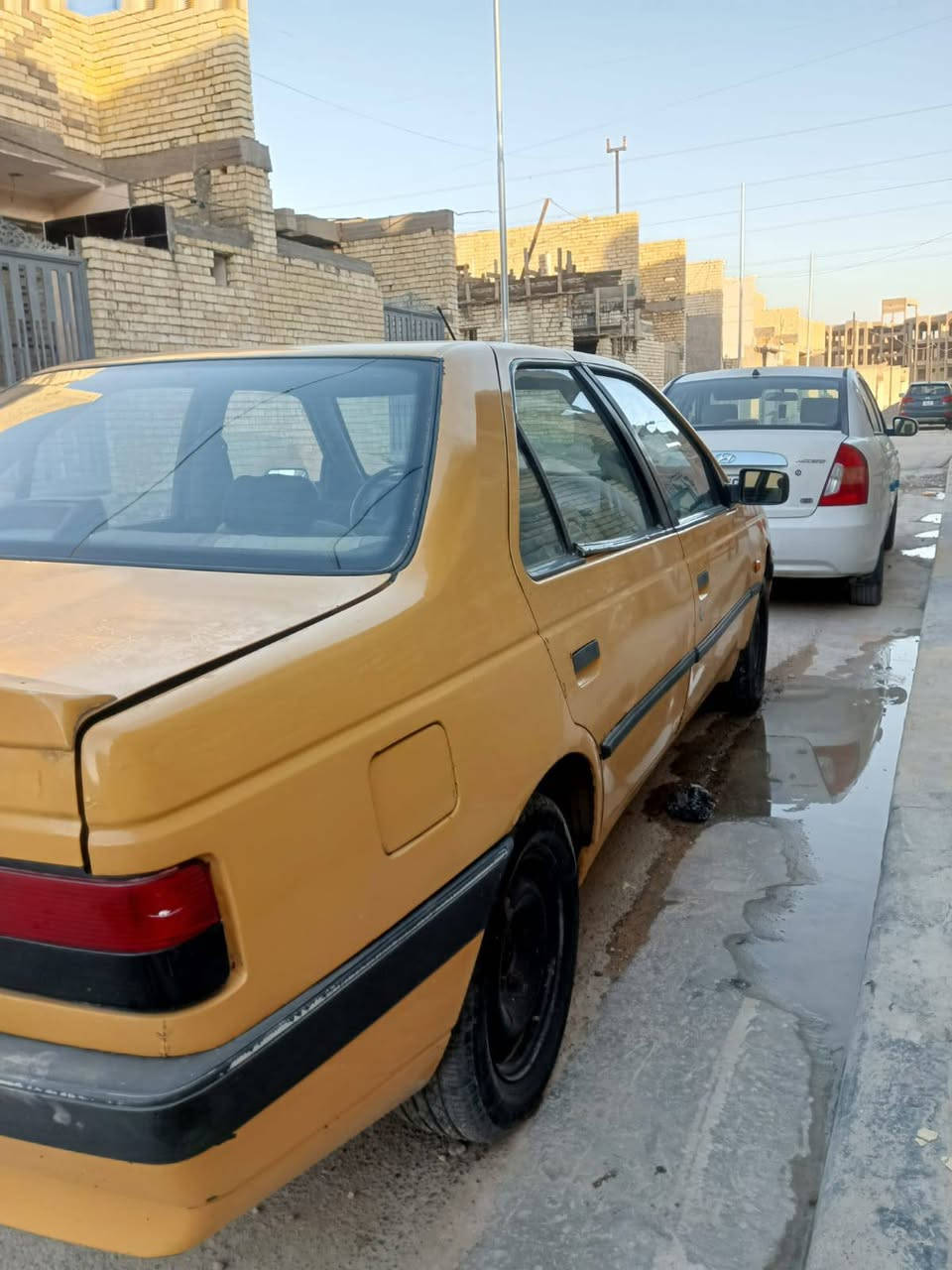 السلام عليكم بيجو 405موديل2010لسياره بلاديه بدون ضربه وتبديل   كير و محرك تمام تبريد عاطل  عنوان بغداد مدينه لصدر لسعر27 موبايل***********
