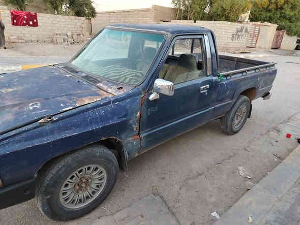 سلام عليكم بيكم مديل 85 سياره بلاديه رقم ثيقار رقم صفر تريد تحويل تريد وكاله السعر 20 وبيه مجال قير متواجد عله الفيس ***********
