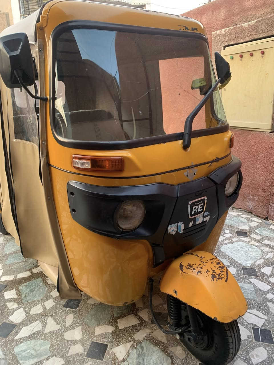 السلام عليكم تكتك موديل 20 شهر 9 مكينة خير من الله كهربائيات كلها شغاله  اللغود بيها شخوط واحد بي ظربة خفيفة ترجع ع بارد وبيها ضربة جوة البكلايت راجعة ع بارد  تكتك خير من الله شغل وطلع 
 ***********واتساب
‭٠٧٧٣ ١٠٦ ٥٩٨٠‬
