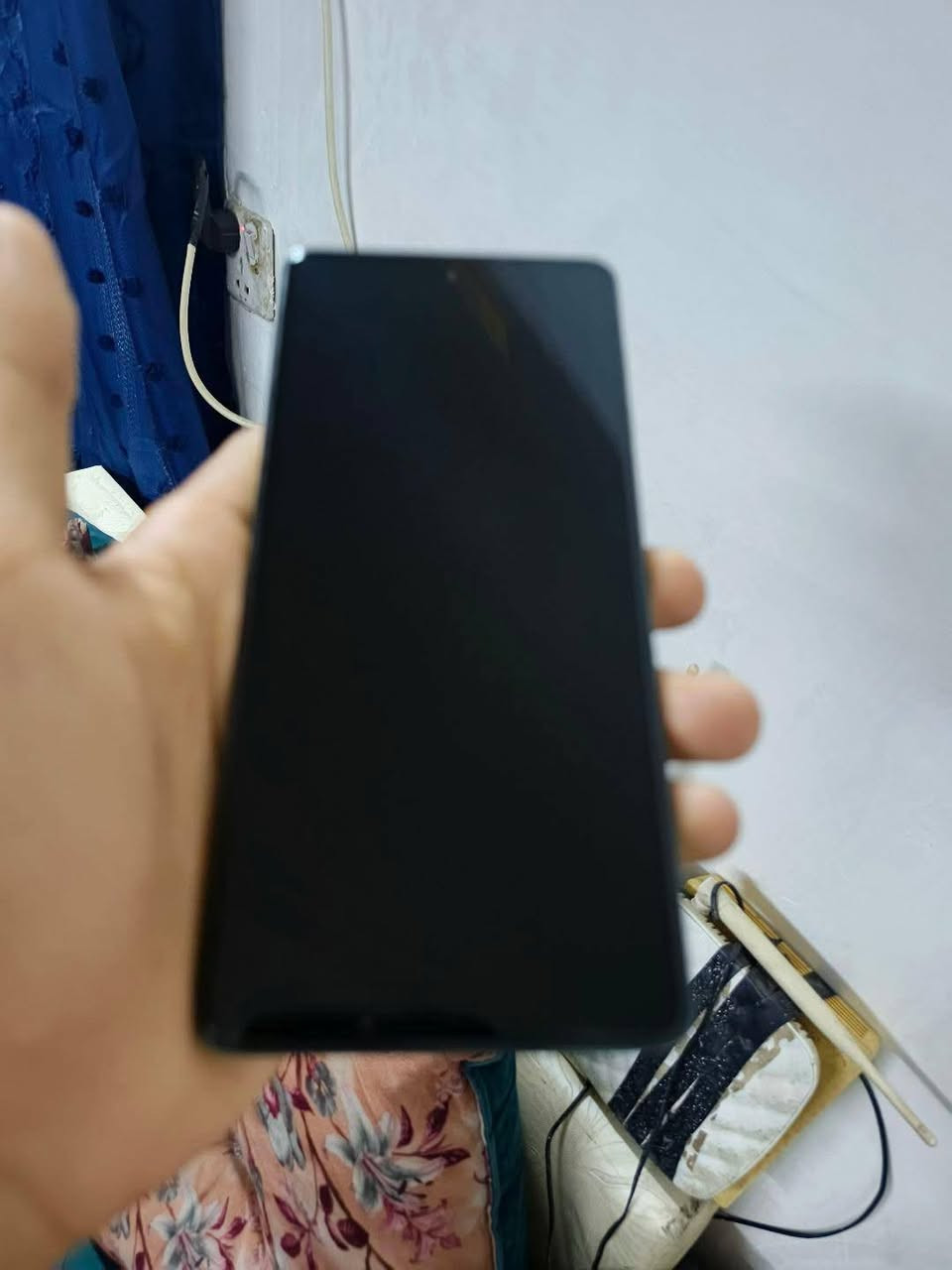 السلام عليكم
تكنو بوفا 6 برو الفايف نضافه٩٠بلميه جهاز خاص للألعاب ولاستخدام الشخصي ذاكره ٢٥٦ عشوائية 12+12 يعني 24 ولمعالج Dimensity 6080 بطاريه 6000 كامرات تصوير فول والصوت جيد بصمه شاشه وبصمه وجه السعر 240 وبي مجال بسيط بدون ملحقات المكان بغداد الشعله ***********
اعتذر علا الاطاله 🥰
