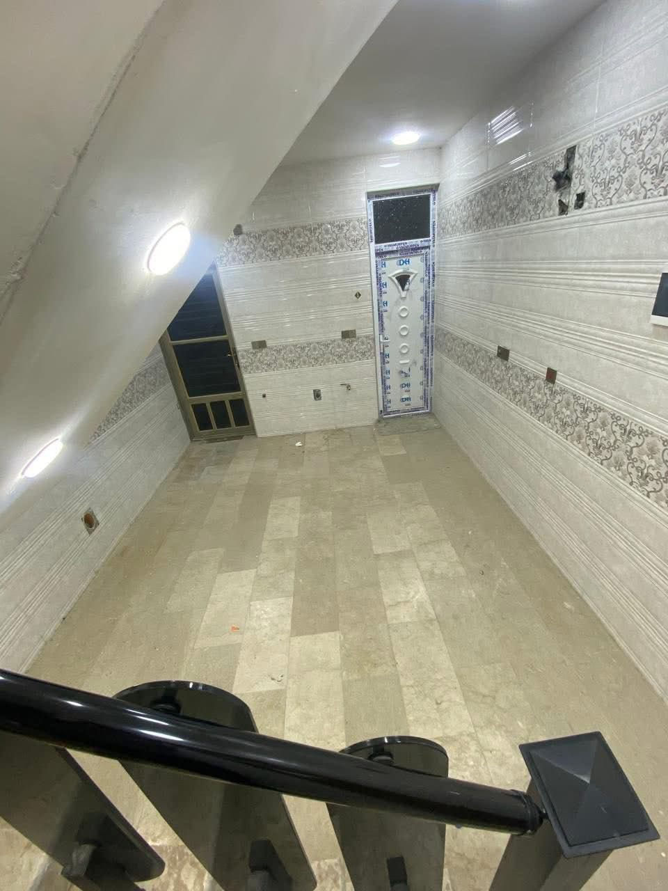 للايجار في السيديه

دار سكني مساحه 50 متر 

موقع قرب جسر الجادريه 

يتكون  
صاله، 
مطبخ
 خدمات صحية 
غرفتين نوم 

السعر ((( ٨٠٠ الف دينار )))

للاسـتفسـار الاتـصال علـى الارقـام التـاليه  او زيـاره مكـتب عبدالله الرفيـعي السيـديه_شارع الضـباط_ مقابل مجـمع لحـوم جويـلي

مكتب عبدالله الرفيعي

* المنتظر للعقار *

***********

━━━━━━━━━━━━━━━

#بيت #عقارات #منزل #بيع #وساطة_عقارية

#شركة #سيدية #بغداد #عراق

#عقارات_السيدية

#عقارات_الكرخ #ايجار_تجاري

#بنايات_سكنية

#عقارات_القادسية #عقارات_اليرموك #عقارات_المنصور

#عقارات_الحارثية #عقارات_الكاظمية #عقارات_الاعظمية

#عقارات_العطيفية #عقارات_حي_الجامعة
