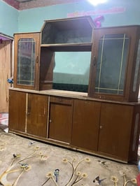 معرض • للبيع