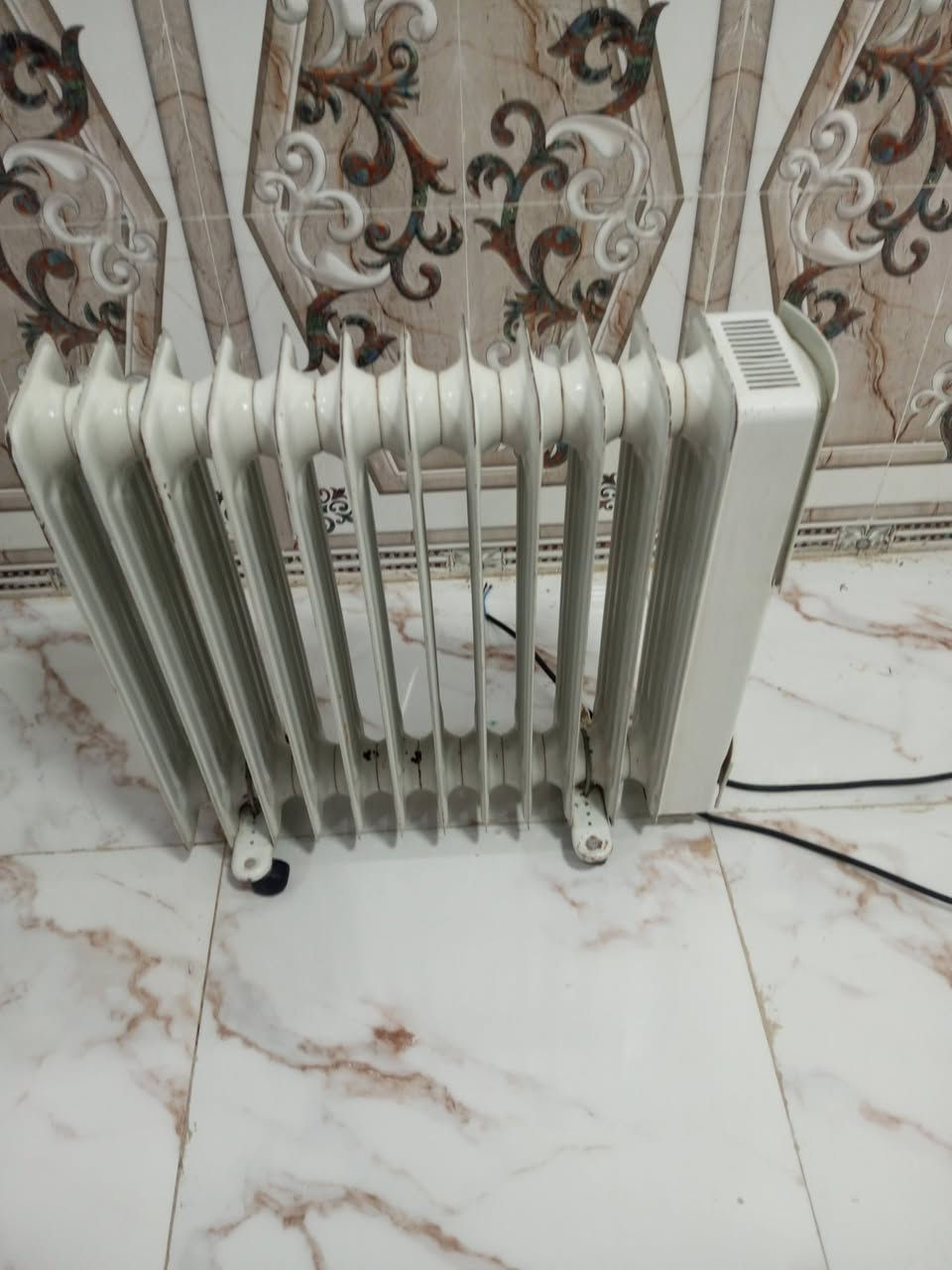 اغراض بيت نظيفات جدا الاسعار مناسبة جدا التضحية شارع العلوة واتساب خاص مفتوح ***********
