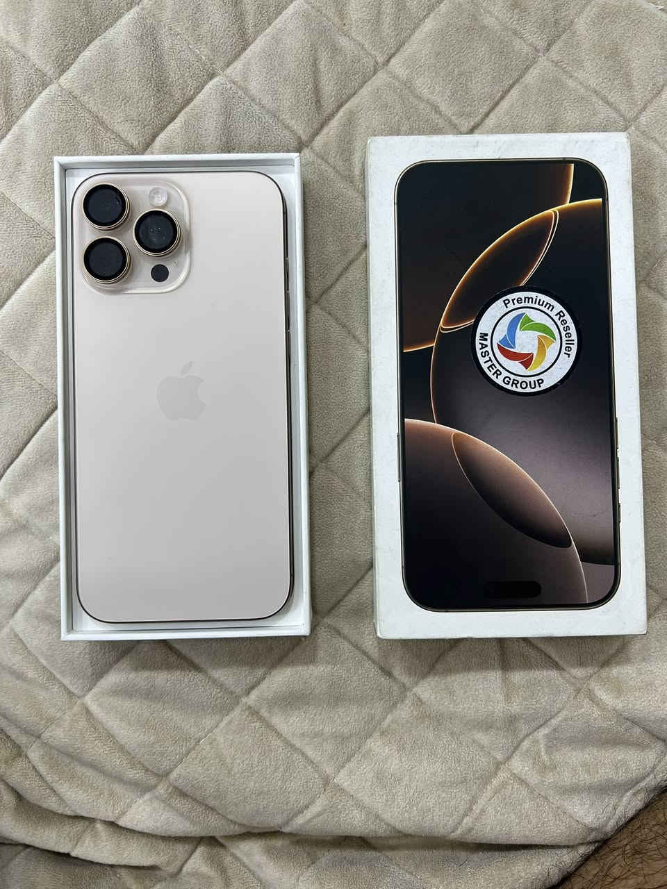 السلام عليكم 16 ابرو ماكس ذاكرة 256

البطارية 100 ماستر بعدة داخل الضمان 

مشحون 217 سعر 1400 بغداد
***********
