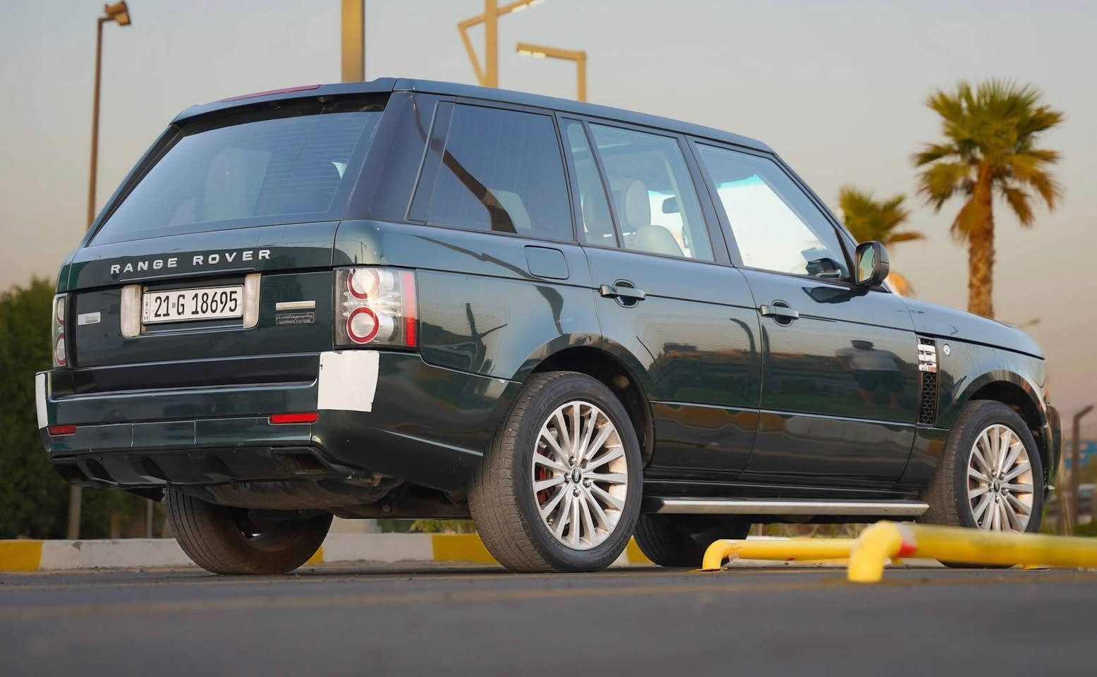 رانج روفر ڤوك (للبيع او المراوس ) 
‏Range Rover Vogue 
لون زيتوني ملكي فئة محدودة 
موديل 2010 وكالة شركة سردار خليجي 
رقم سليمانية وكالة او تحويل 
مكفولة كفالة عامة من الضربة والصبغ والتصليح
فول مواصفات أوتو بايكرافي
ما تصرف ربع عليها  

للاستفسار :***********
السعر :140$ بغداد, العراق

