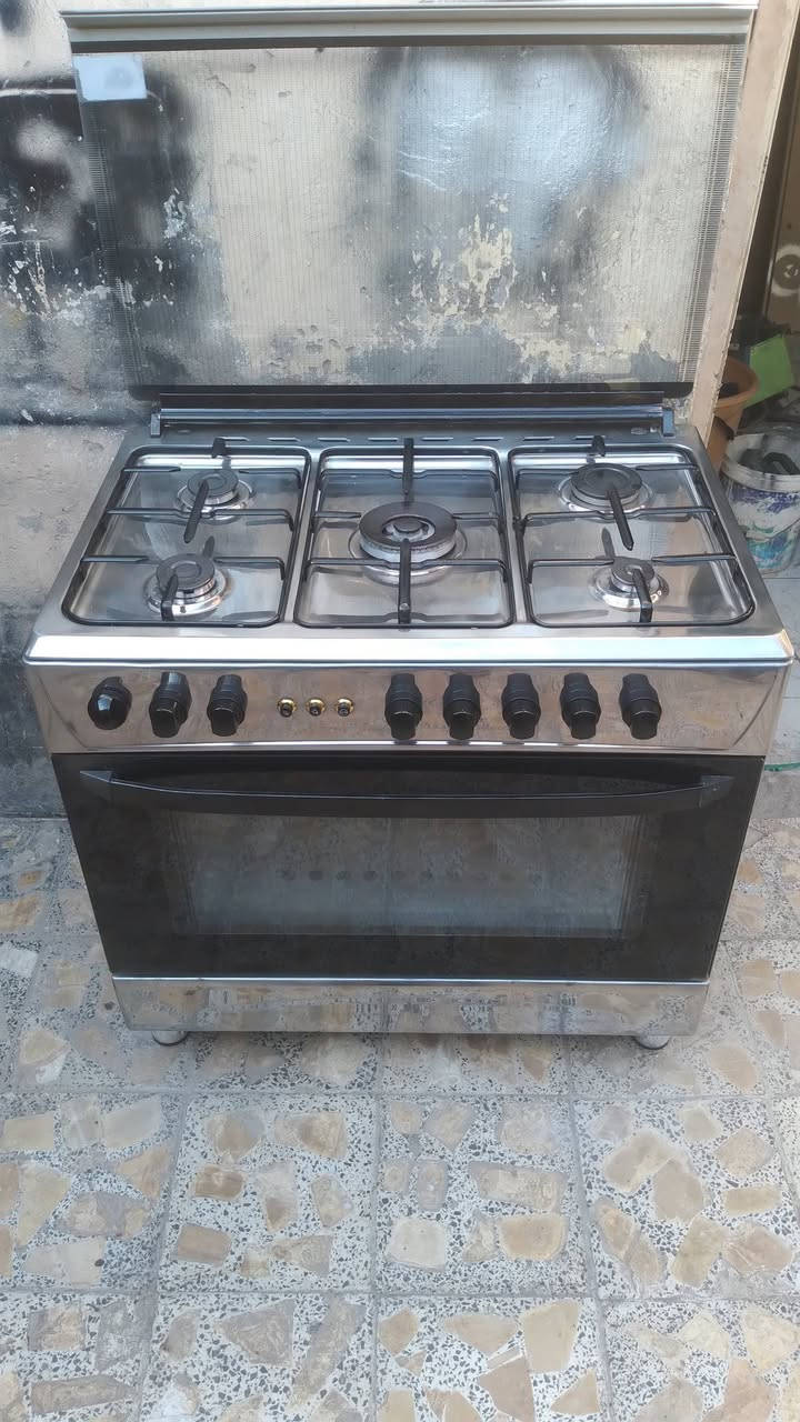 طباخات مستعمل نظيف
ابيع وراوس فرق تطوني 

مكاني ام الكبر ولغزلان وكوتوصيل بغداد 

***********  بي واتساب
