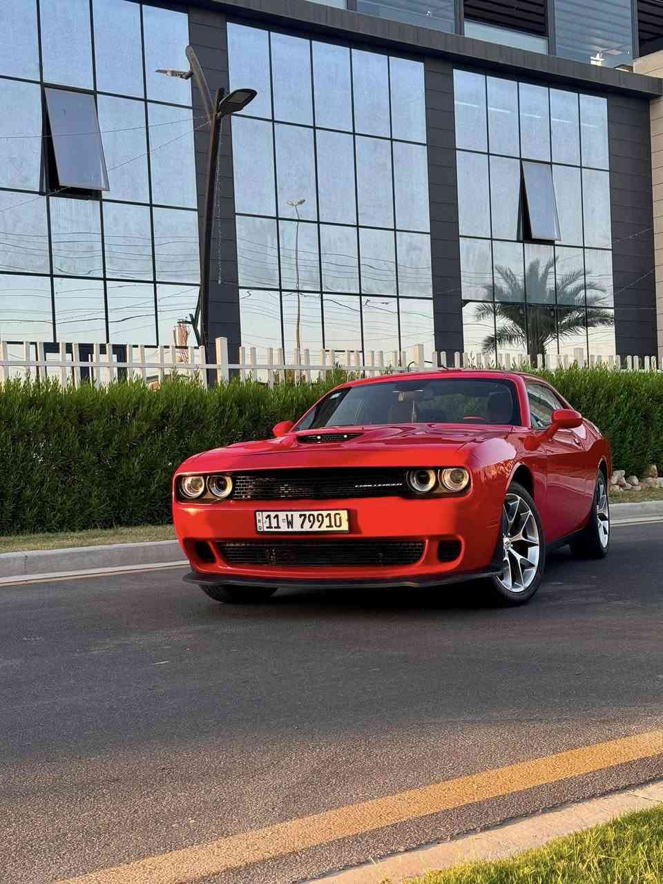 السلام عليكم  للبيع او مراوس
دودج جالنجر جيتي بلاس Gt / Plus 2021
قطعة وحدة صبغ فقط بنيد 🔥🔥
بدون دواخل 
مكينة 6 سلندر 3600 
لون مميز برتقالة 🍊
فوول فوول مواصفات
فتحة سلايت روف
سوبر تراك باك 🔥
ماشية 37 
السعر 188$ 💵
سستم سماعات الباين 🔈
حساسات خلفية
رادرات جانبية 
مري جانبية هيترات
شاشة جبيرة كار بلاي 
شفتات ستيرن
نظام سبورت ✈️
وكومفورت و نورمال
منظومة زينون اصلية 
وباقي المواصفات المعروفة 
السيارة عليها سيرفس ادامة كاملة
وجاهزة وبدون نقص 
مكان السيارة بغداد السيدية 
للاستفسار 
***********0
اتصال او واتساب
