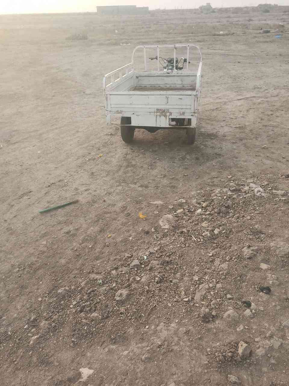 السلام عليكم ستوته للبيع موديل 2011تعمير جديد اوراق مكان ناصريه قضاء الاصلاح تنويه شاصي جمره  والتعمير دايون السعر 850رقم ***********
