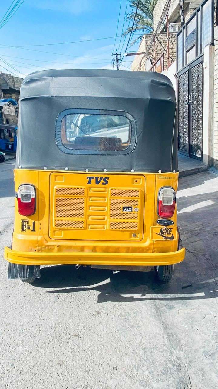 سلام عليكم تكتك للبيع ١٩ كامله كبل للشارع مانقصه كلشي اوراق كامله مدينه الصدر سعر ٣وبي مجال قليل ***********
