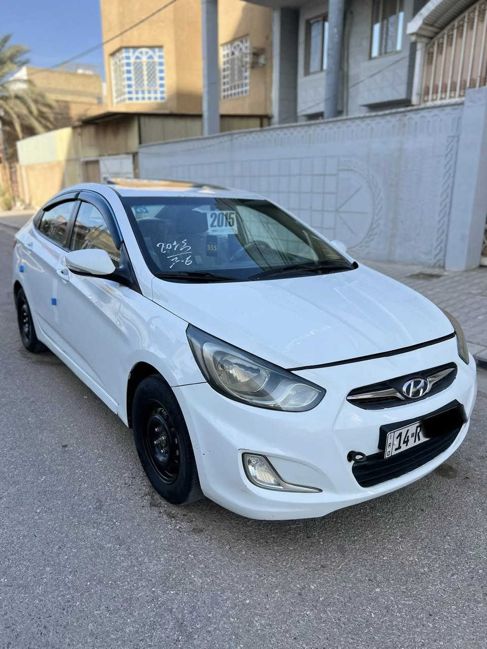 السلام عليكم
اكسنت ٢٠١٥ رقم إنكليزي 
فول مواصفات محرك ١٦٠٠ فتحه جاهزه السياره كير ومكينه وحدانيه وتبريد وتخم تاير 
بيها مكانات صبغ بدون ضربه 
السعر ٩٥ وبيها مجال المكان النجف حي الفرات 
الاتصال ***********
