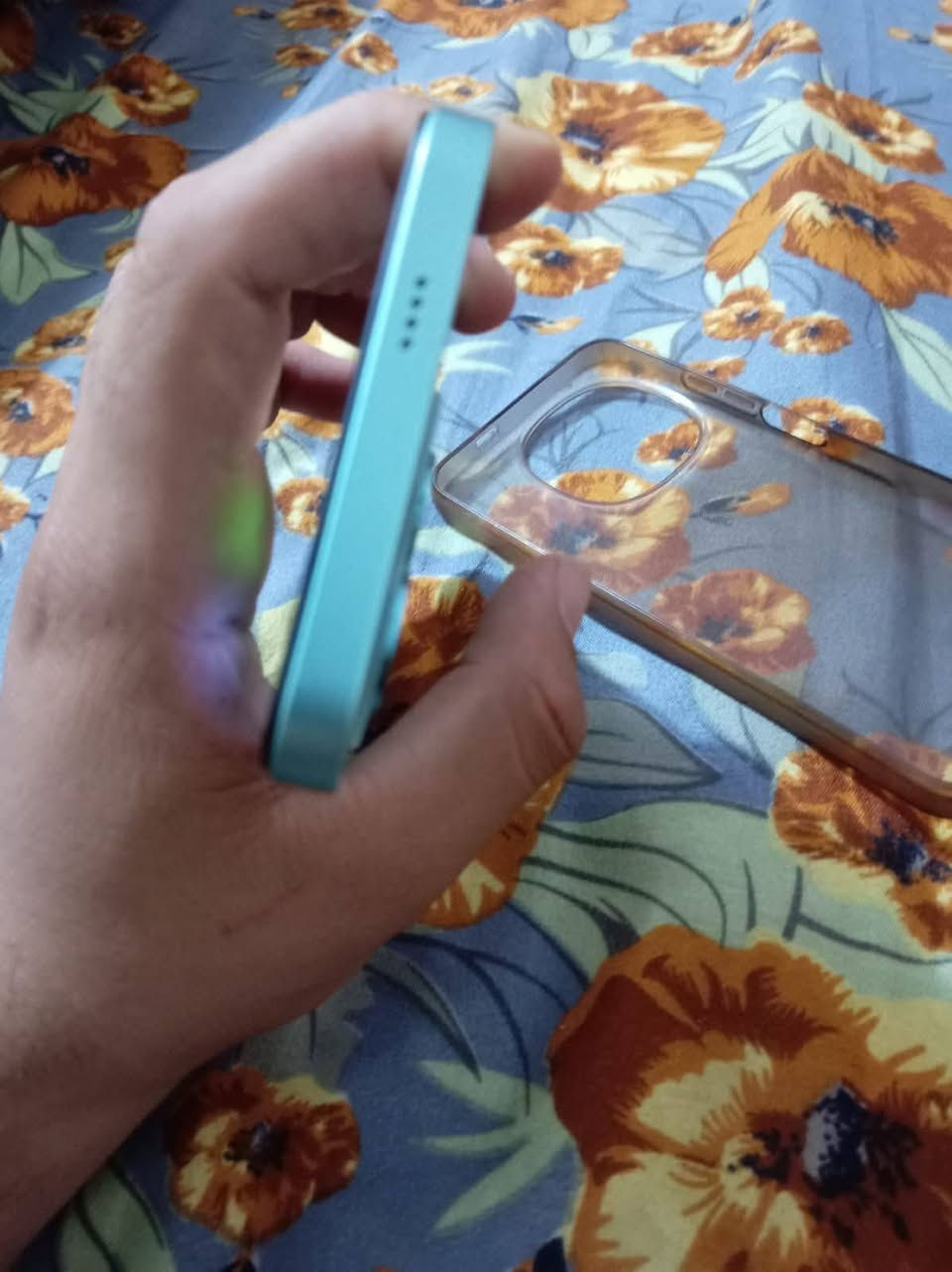 سلام عليكم جهاز تيكنو جو TECNO ذاكرة 128
جهاز جديد جديد غيررر مسـتـخدم فقط مفتوح
بطارية 5000 اللون مميزز ضهرر جلد شاحن تايبسي
كامل ملحقات 
مكاني بغداد حي جهاد السعر ((140)) الف


**إذا كنت صاحب هذا الإعلان وتريد حذفه لأي سبب، رجاءا أرسل رسالة إلى الدعم الفني**