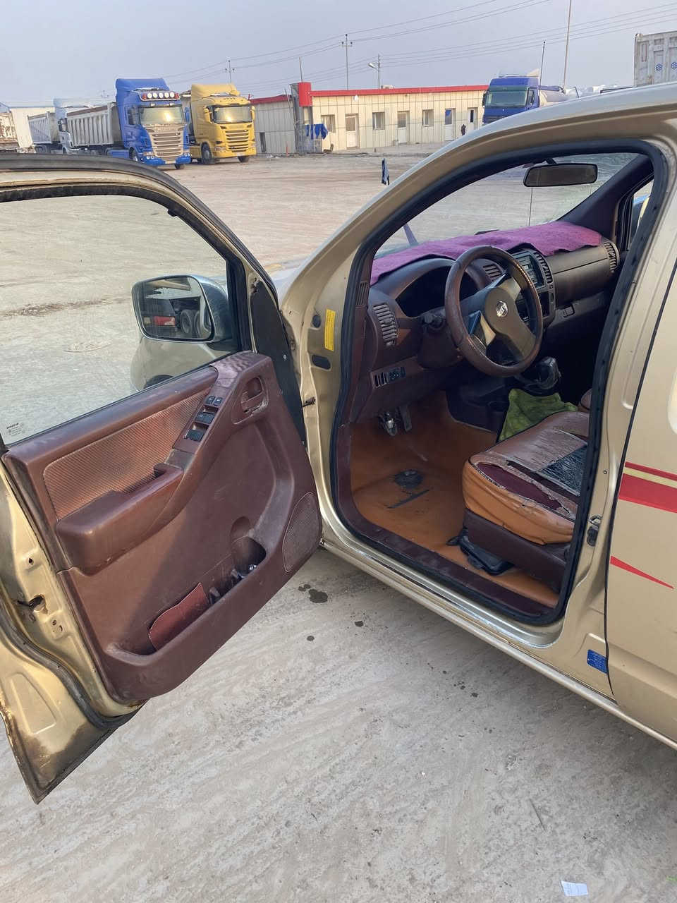 للبيع نيفاره  ٢٠٠٨ سياره حلوه مكينه جديده فيفيتي ٣٠٠٠ الشراي هاذ رقمي ***********
